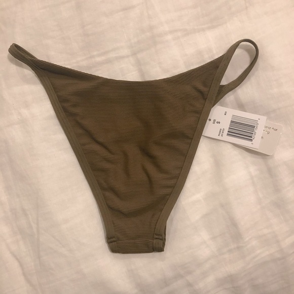 L*Space bottoms - Picture 3 of 4